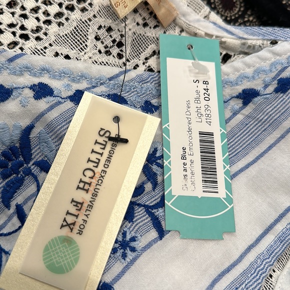 Skies are Blue Dress - Picture 3 of 3